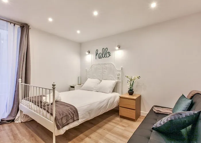 14 Luxury Flat Eiffel Design 1 Appartement *